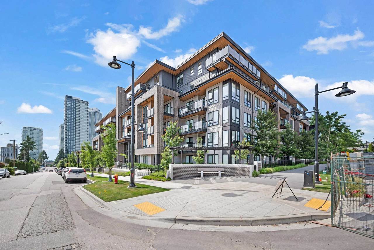 615 Cottonwood Avenue - Photo 1