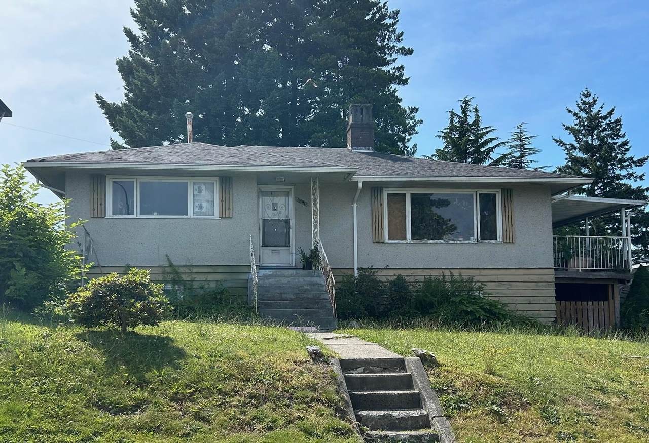 5017 Pioneer Avenue - Photo 1