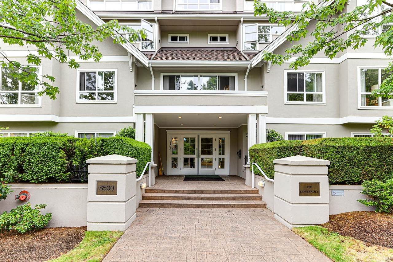 5500 13A Avenue - Photo 1