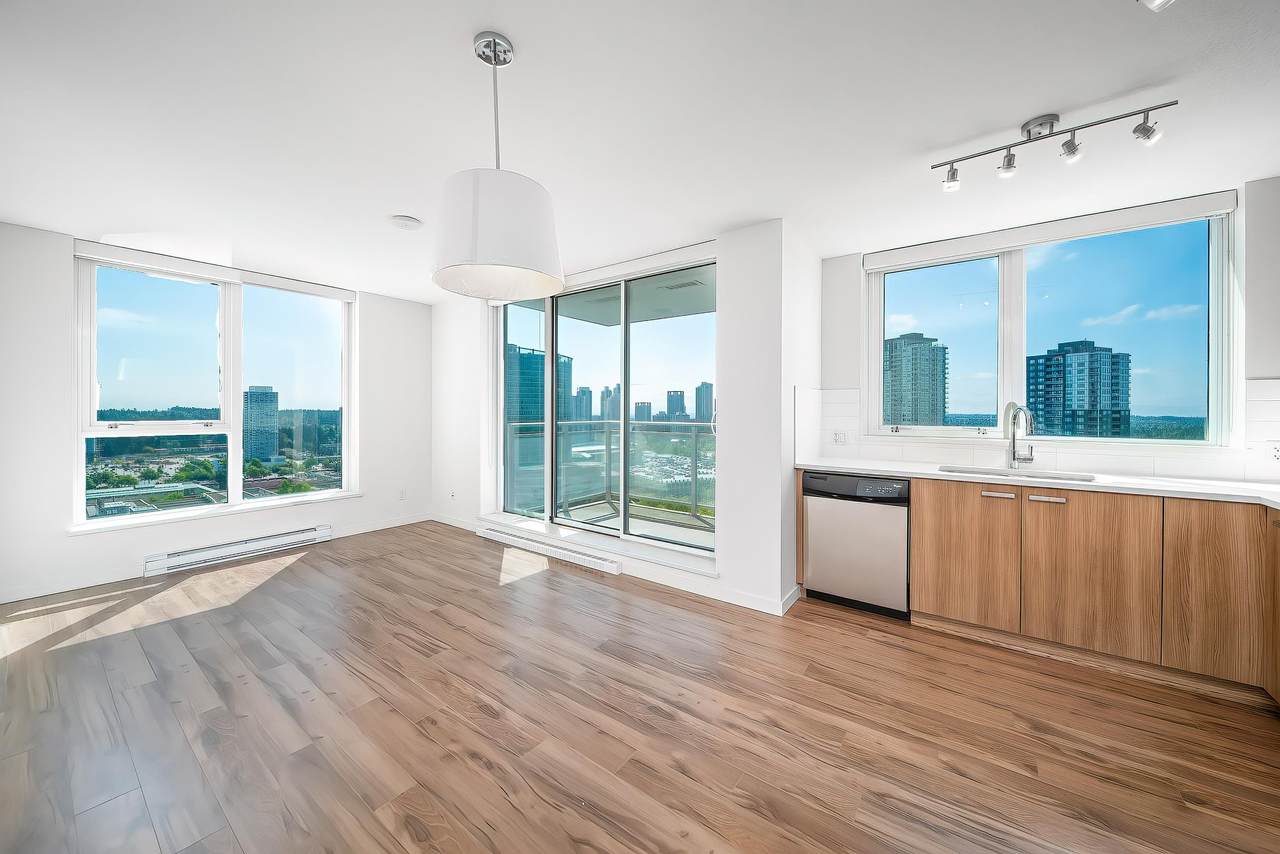 13325 102A Avenue - Photo 1