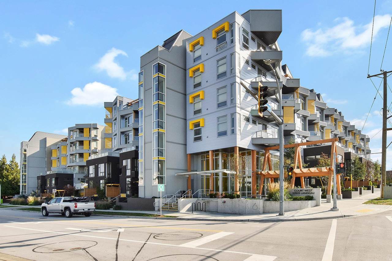 32838 Landeau Place - Photo 1