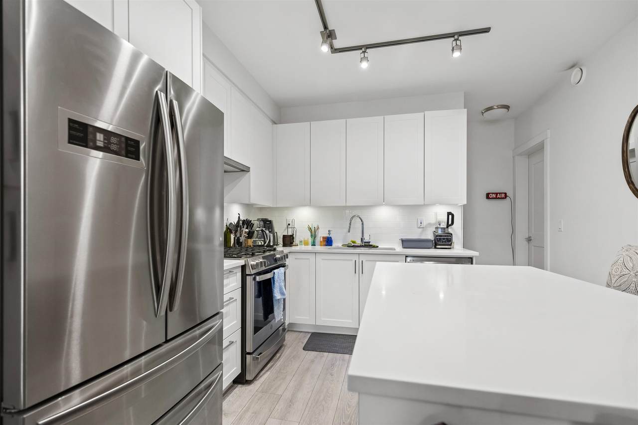 20673 78 Avenue - Photo 1