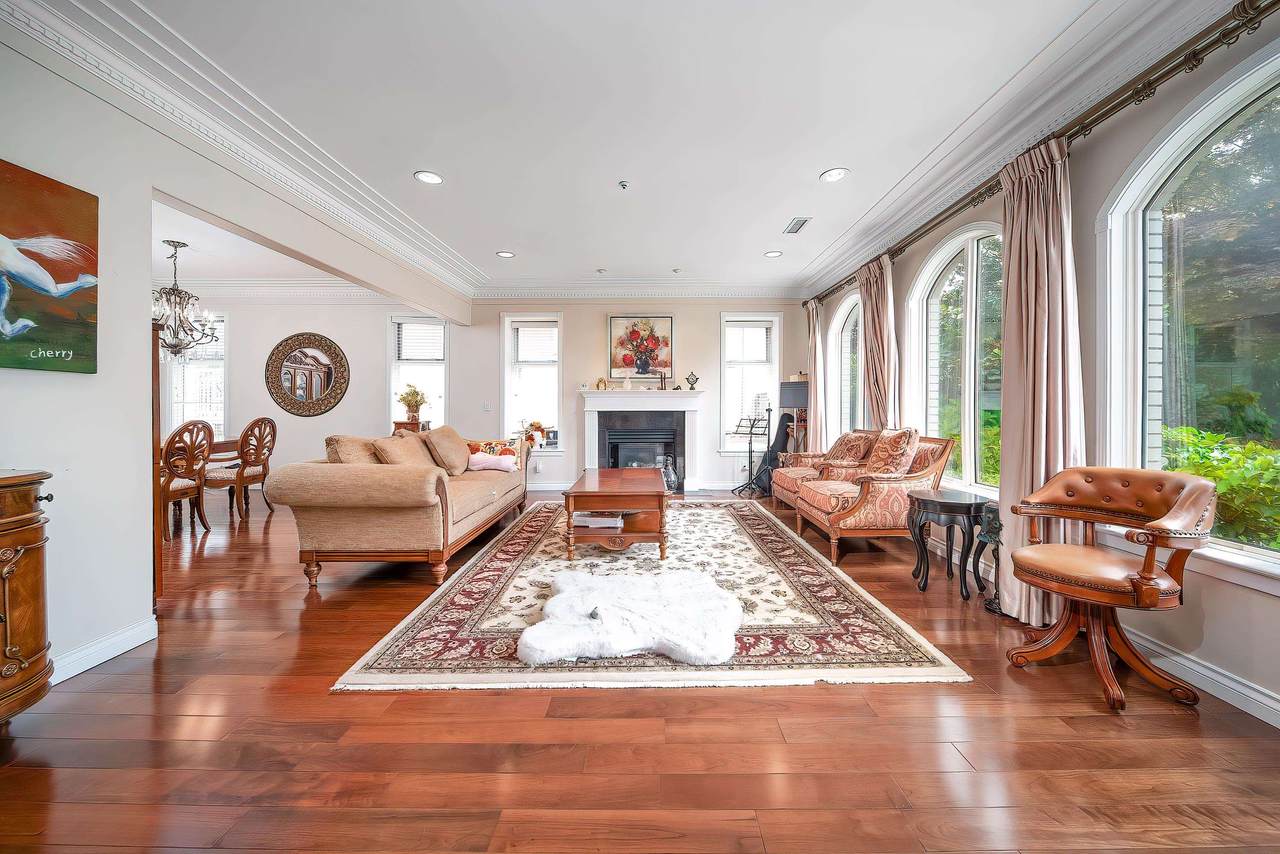 2407 18th Avenue - Photo 1