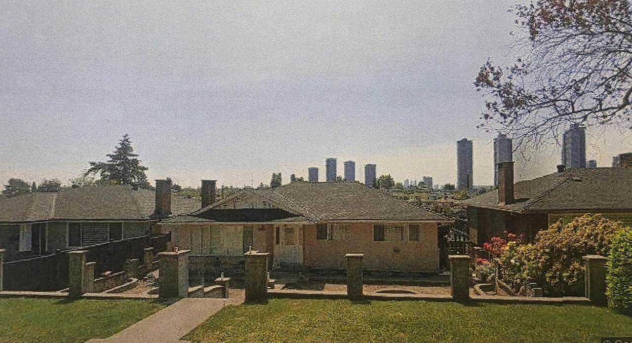 4734 Parker Street - Photo 1