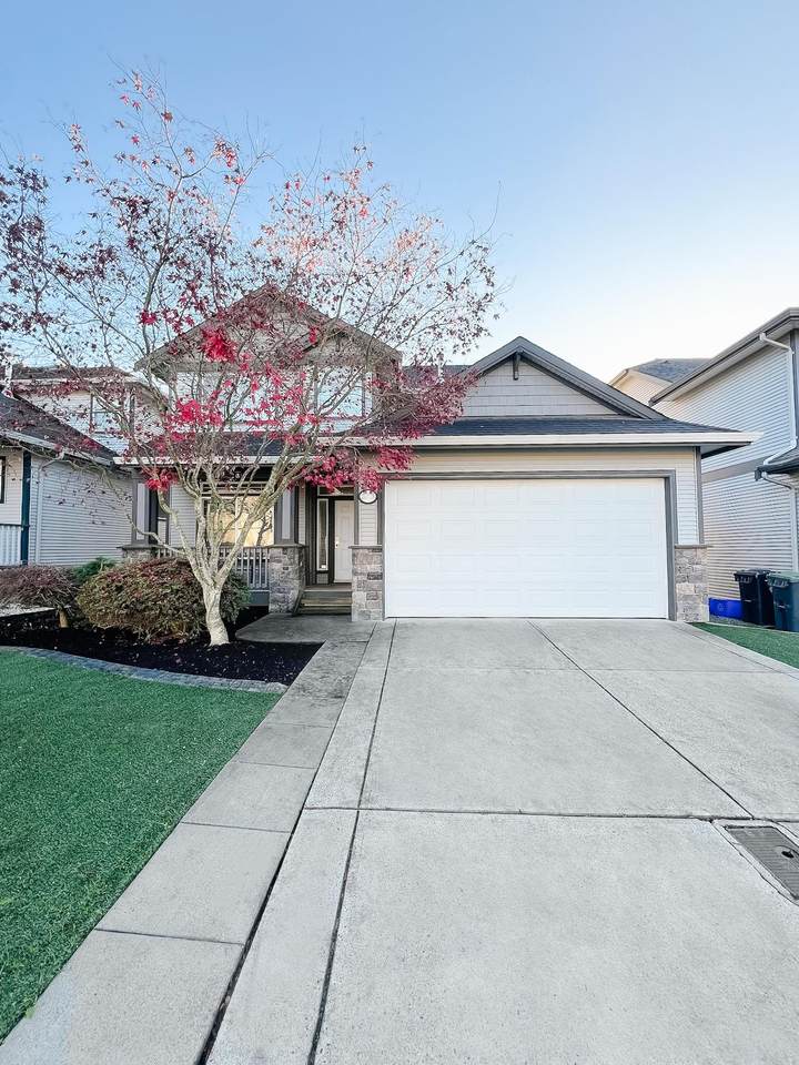 20118 71A Avenue - Photo 1