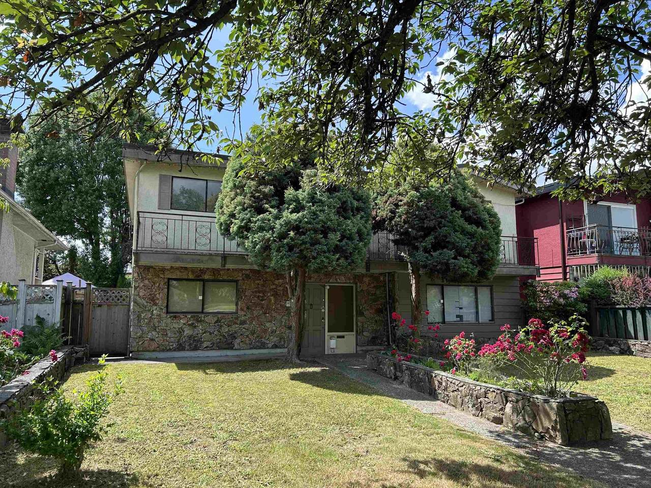 2514 49th Avenue - Photo 1