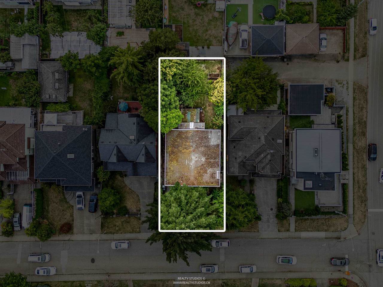 6537 Waltham Avenue - Photo 1