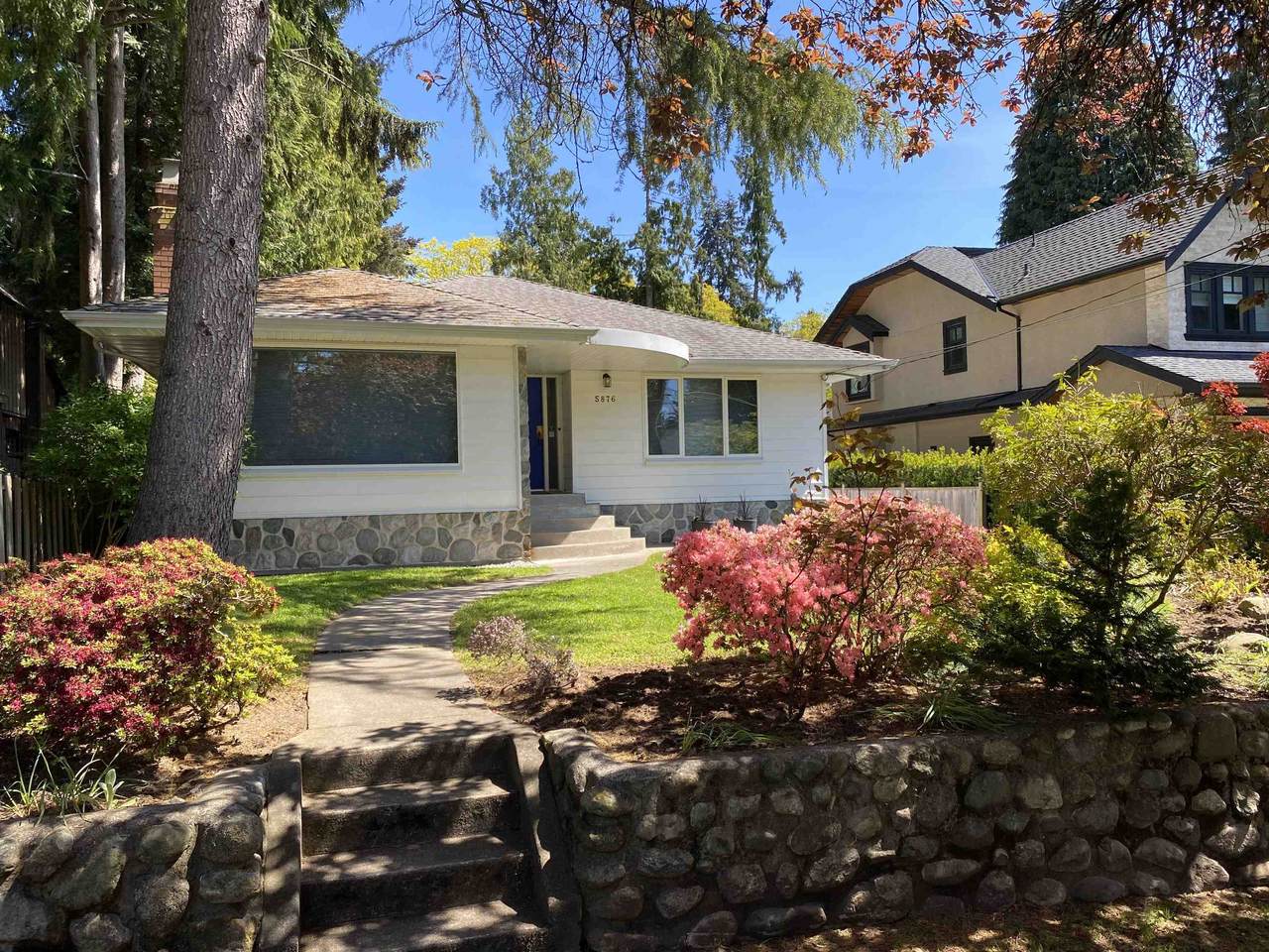 5876 Highbury Street - Photo 1