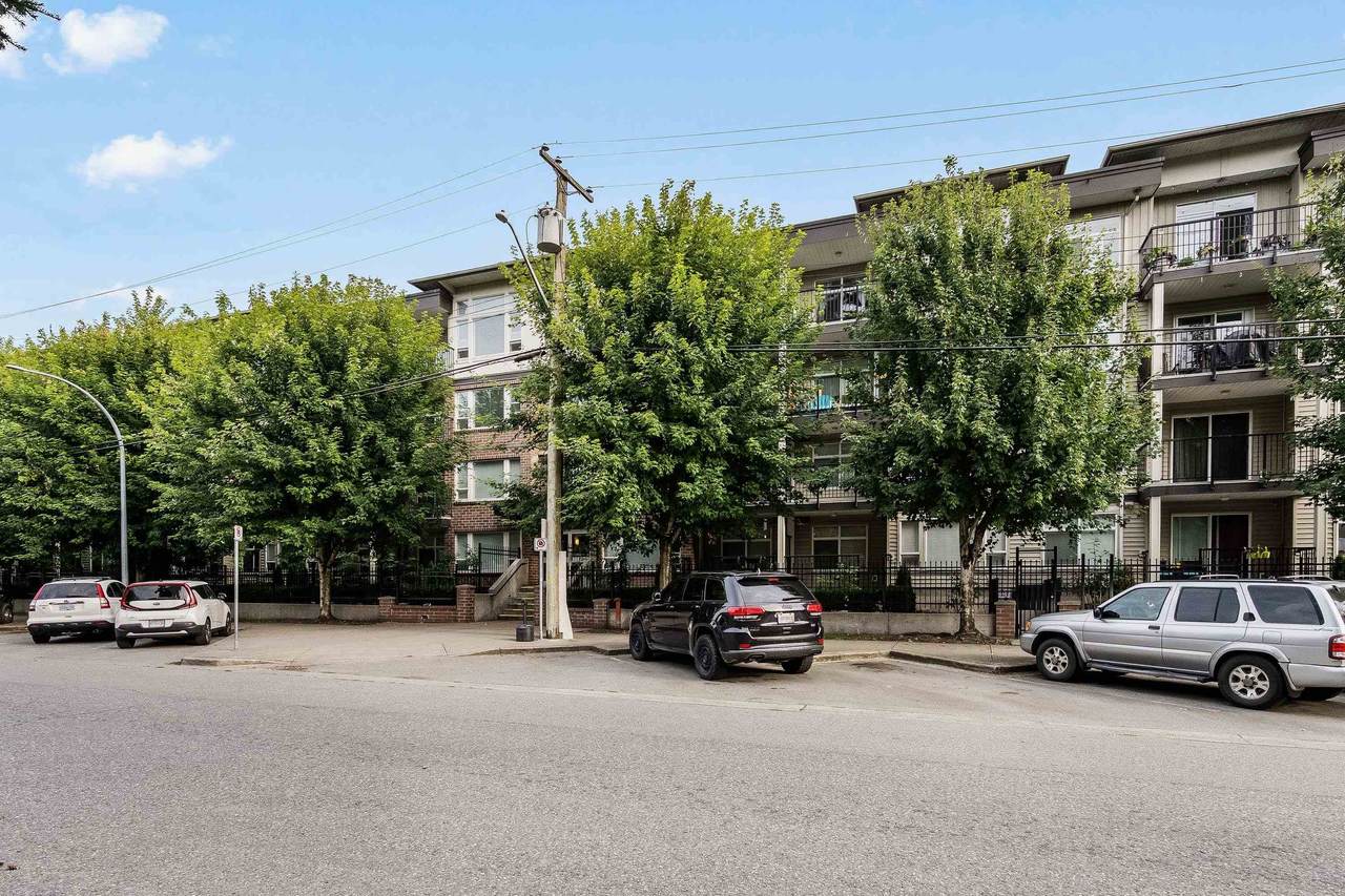 46150 Bole Avenue - Photo 1