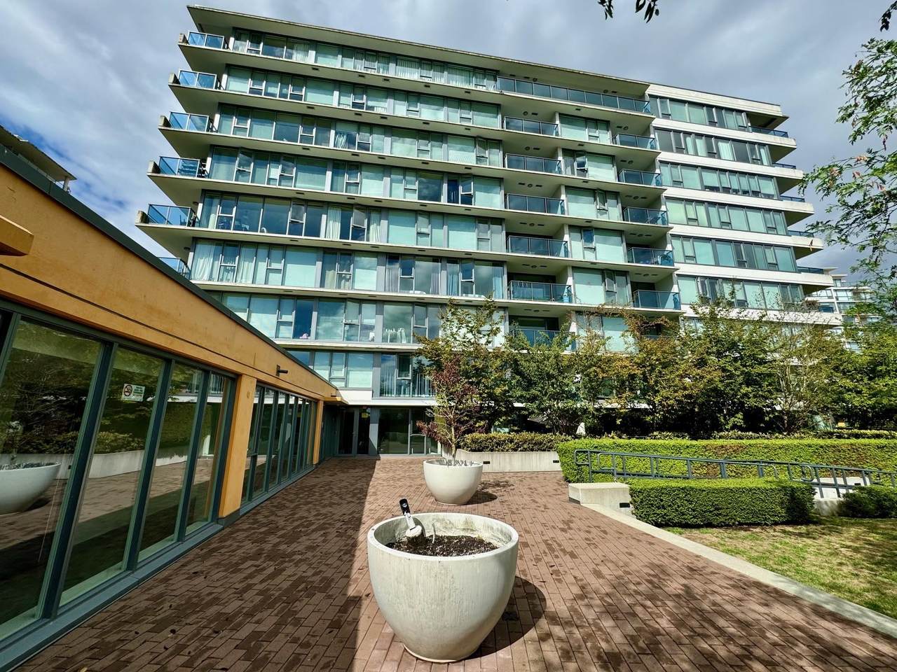 7117 Elmbridge Way - Photo 1