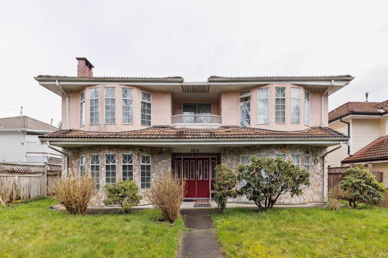 8874 132 Street - Photo 1