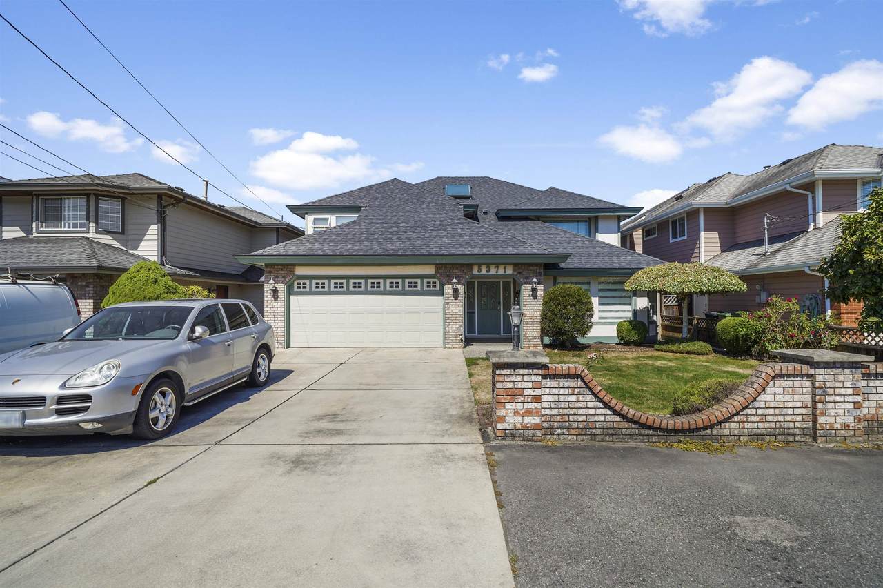 5371 Maple Road - Photo 1