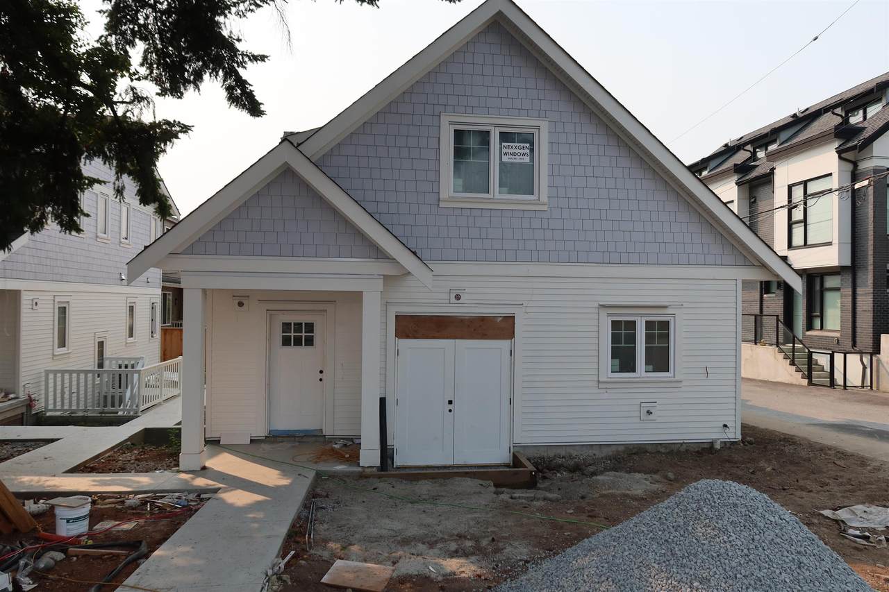 970 Park Drive - Photo 1