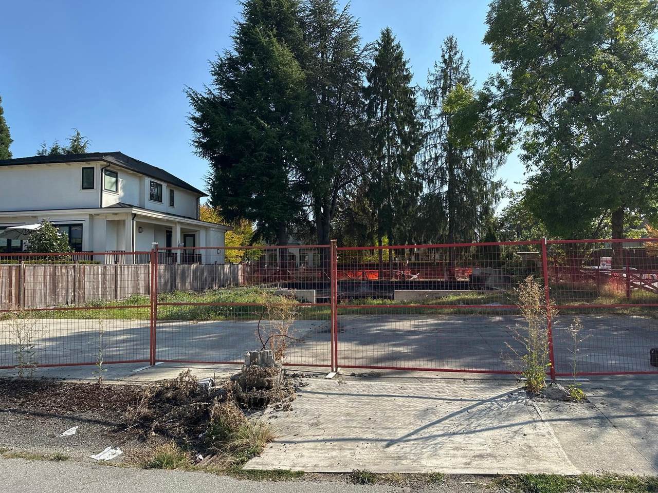 6498 Cartier Street - Photo 1