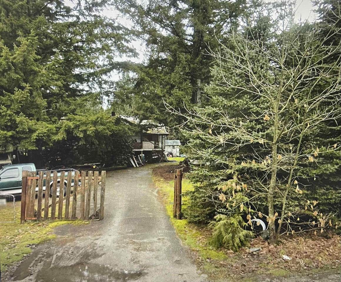 32211 Keystone Avenue - Photo 1