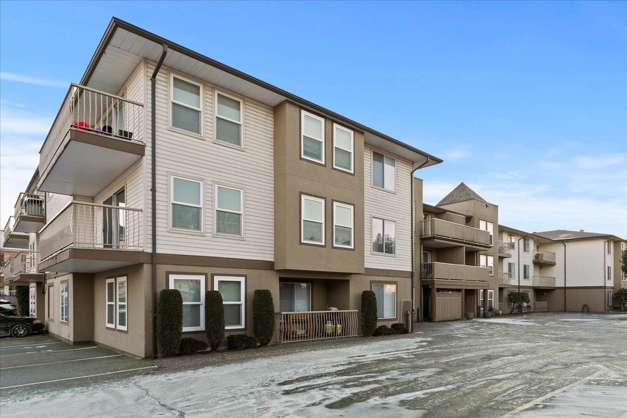 45702 Watson Road - Photo 1