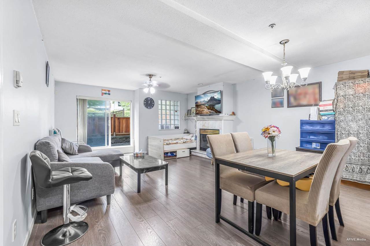 7475 138 Street - Photo 1