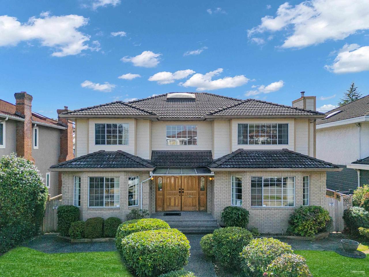 426 44th Avenue - Photo 1