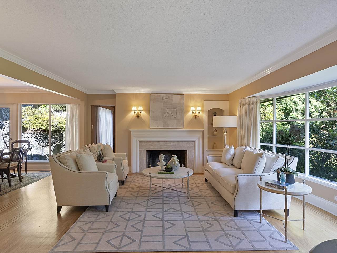 475 Southborough Drive - Photo 1