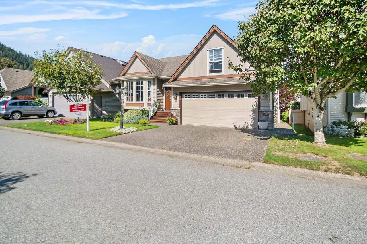 349 Walnut Avenue - Photo 1