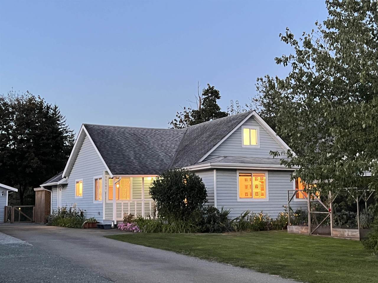 35107 Mcewen Avenue - Photo 1