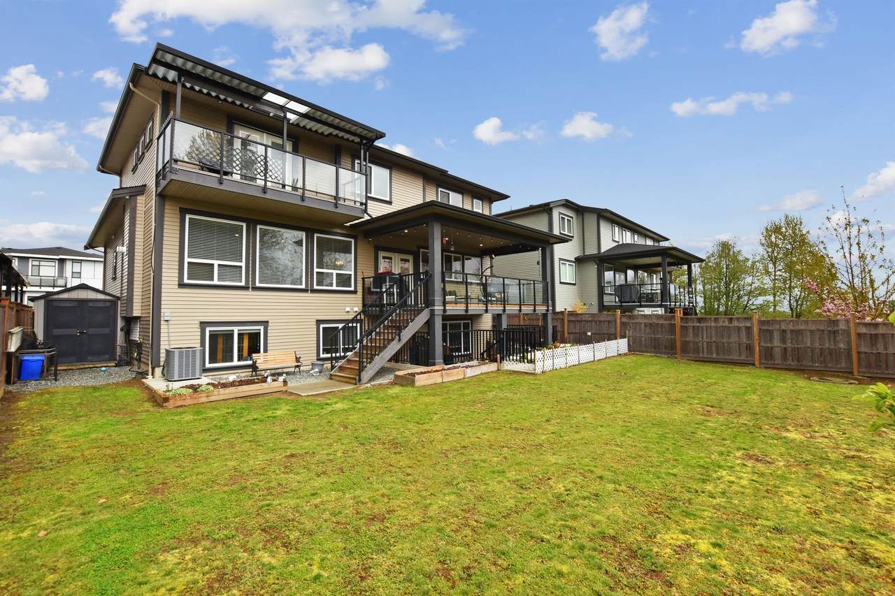 35262 Ewert Avenue - Photo 1