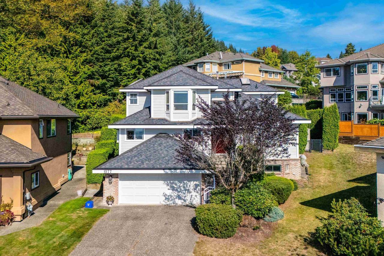 1577 Lodgepole Place - Photo 1