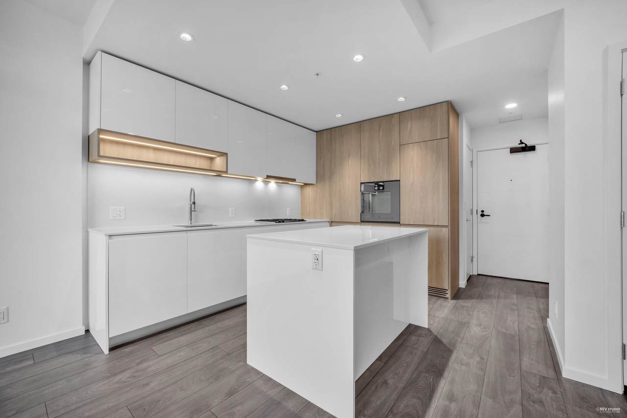 6500 Minoru Boulevard - Photo 1