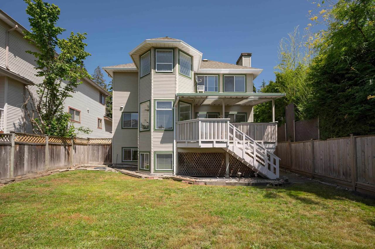 3320 Abbey Lane - Photo 1