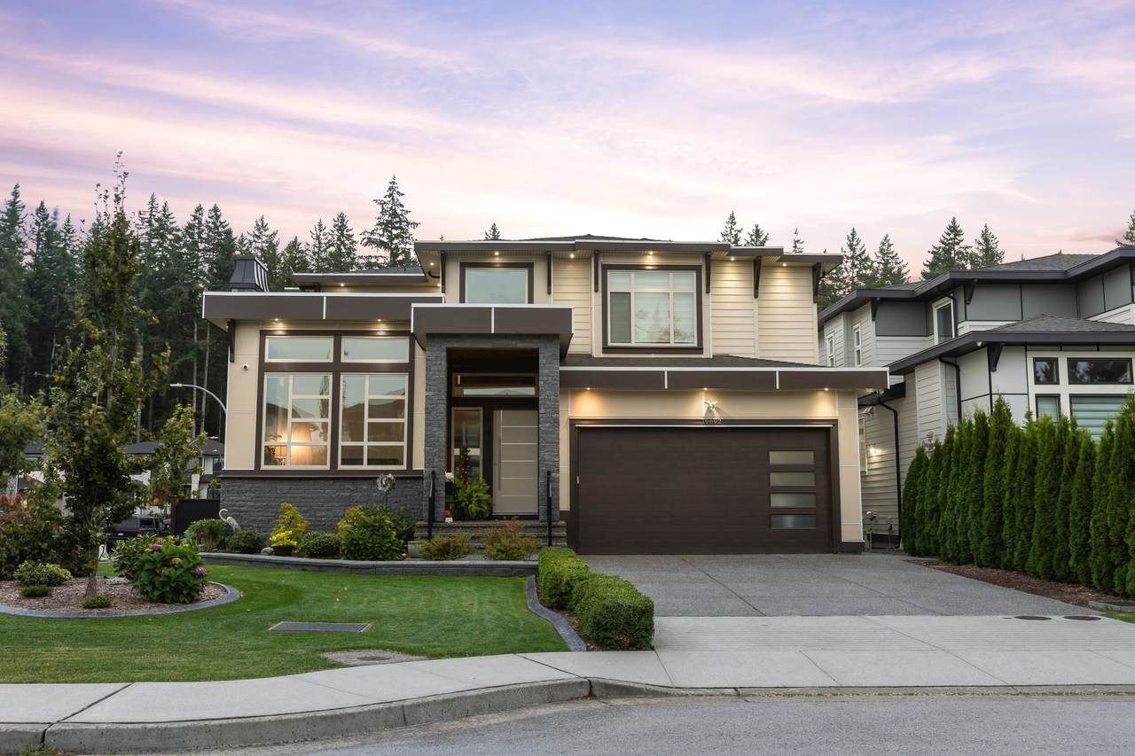 19692 31B Avenue - Photo 1