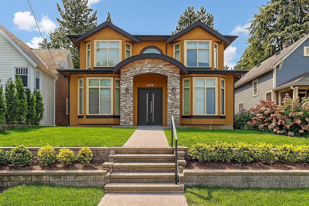 622 Colborne Street - Photo 1