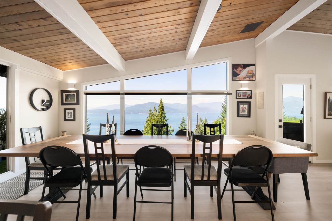 195 Kelvin Grove Way - Photo 1