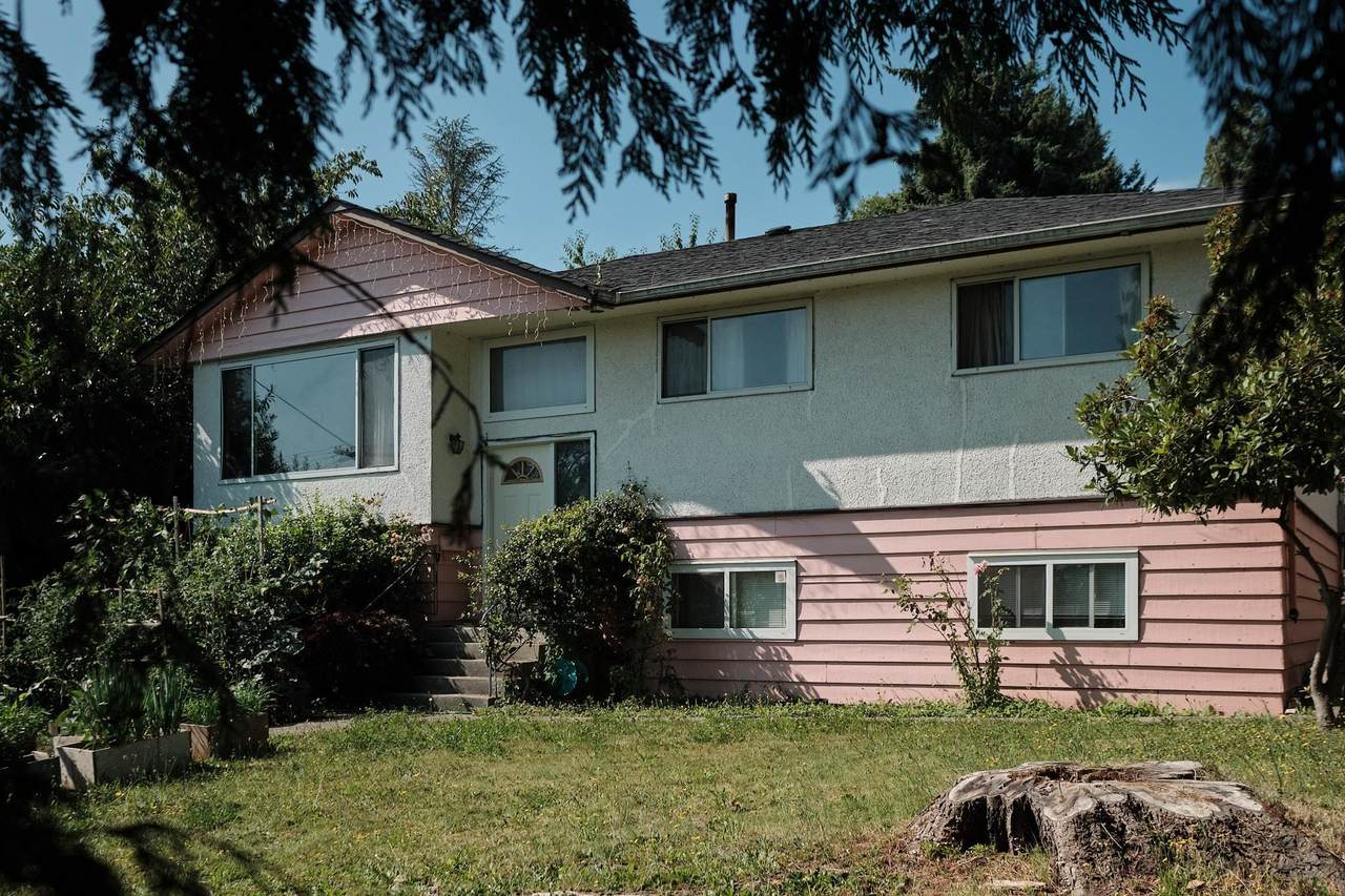 6717 Broadway - Photo 1