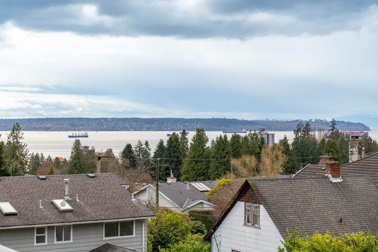 1410 Mathers Avenue - Photo 1