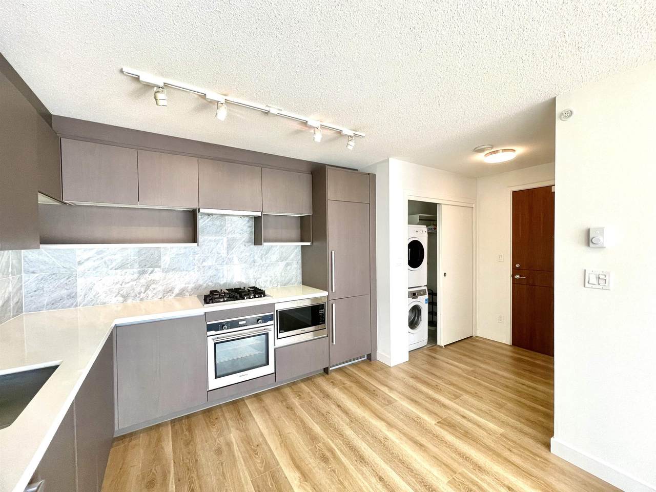 13696 100 Avenue - Photo 1