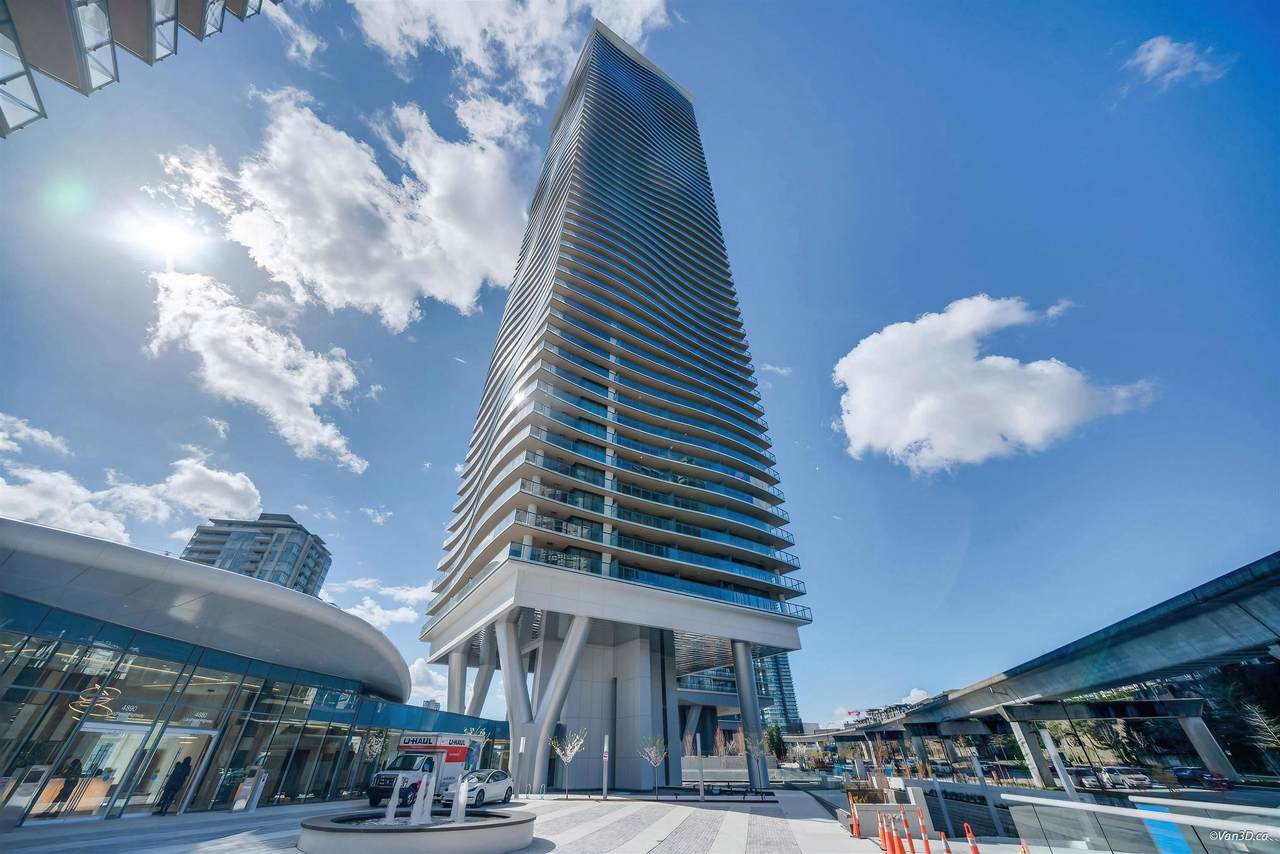 4880 Lougheed Highway - Photo 1