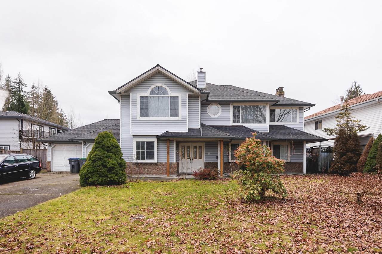 9437 151 Street - Photo 1