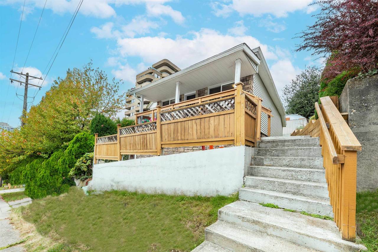 1011 Auckland Street - Photo 1