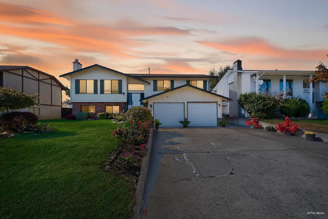 3443 Shuswap Terrace - Photo 1