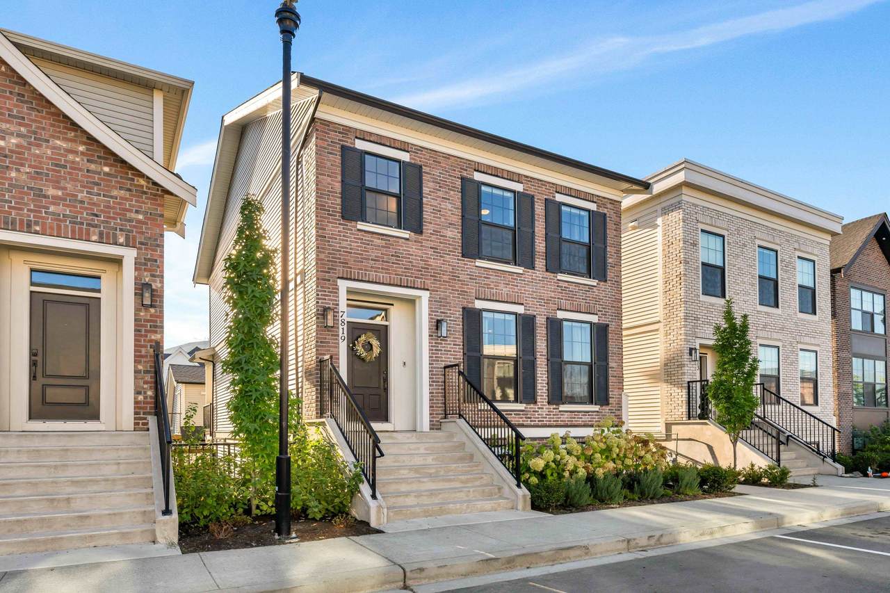 7819 Cedarbrook Road - Photo 1