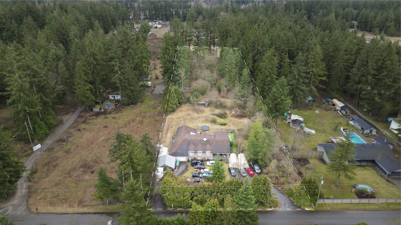 19840 30 Avenue - Photo 1