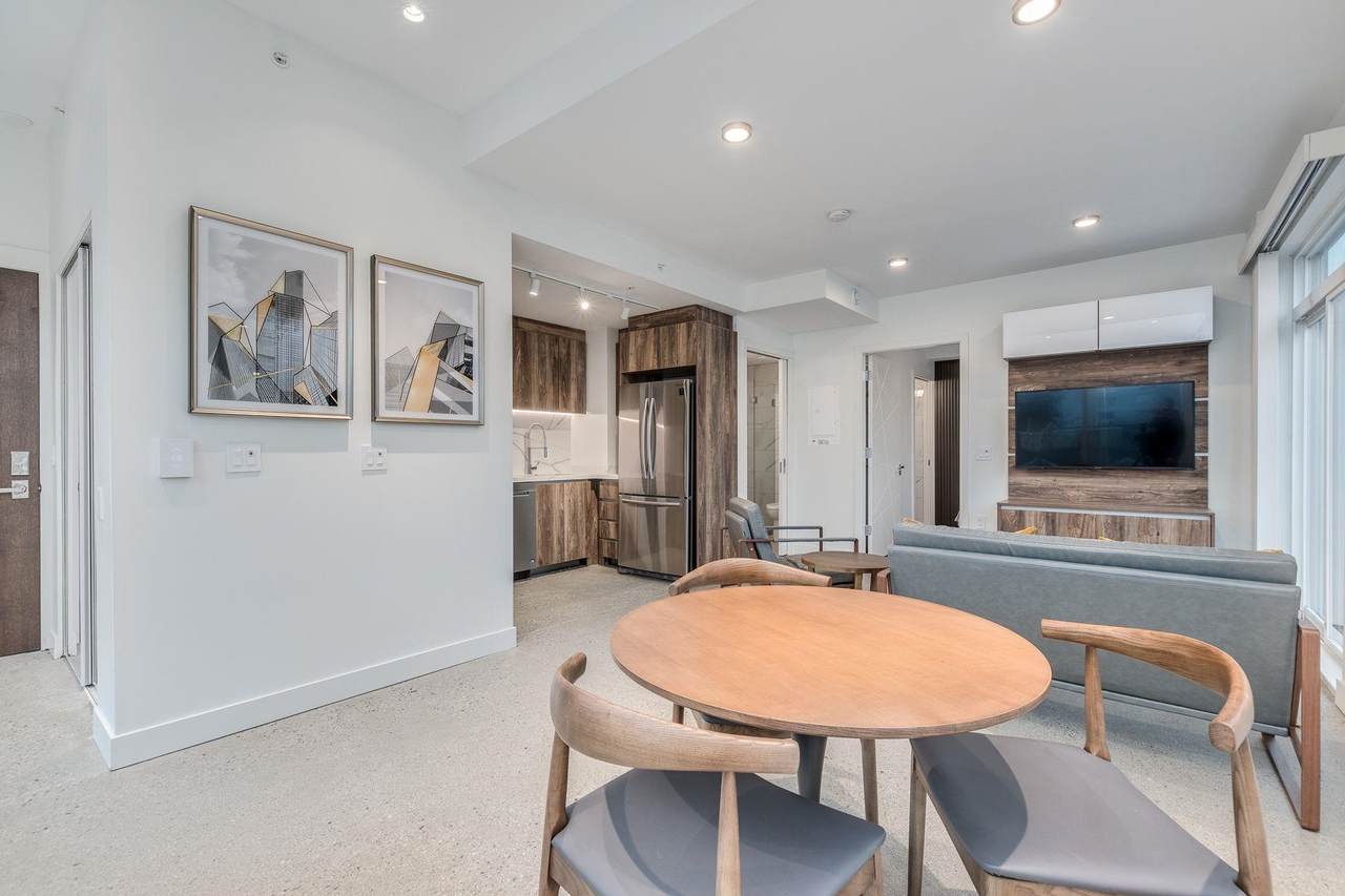 1170 Barclay Street - Photo 1