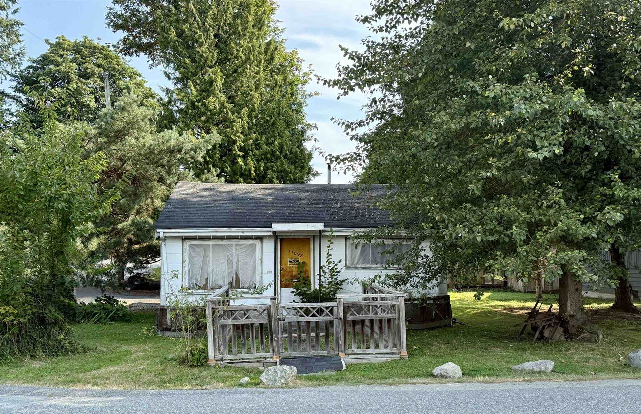 11098 Princess Street - Photo 1