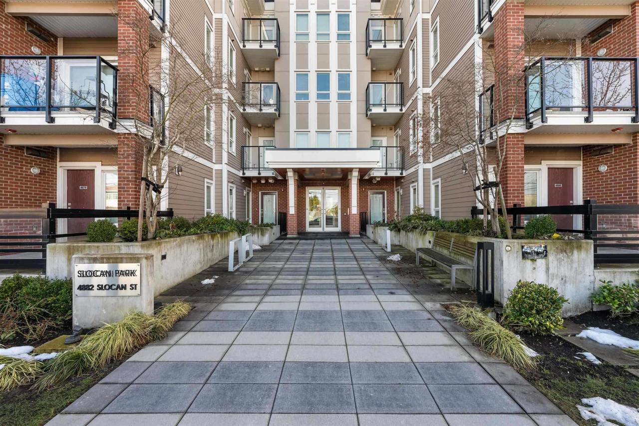 4882 Slocan Street - Photo 1