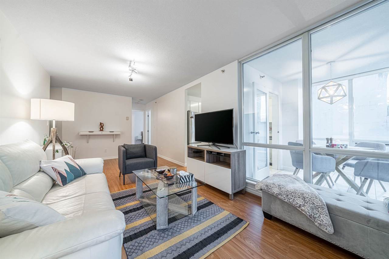 1166 Melville Street - Photo 1