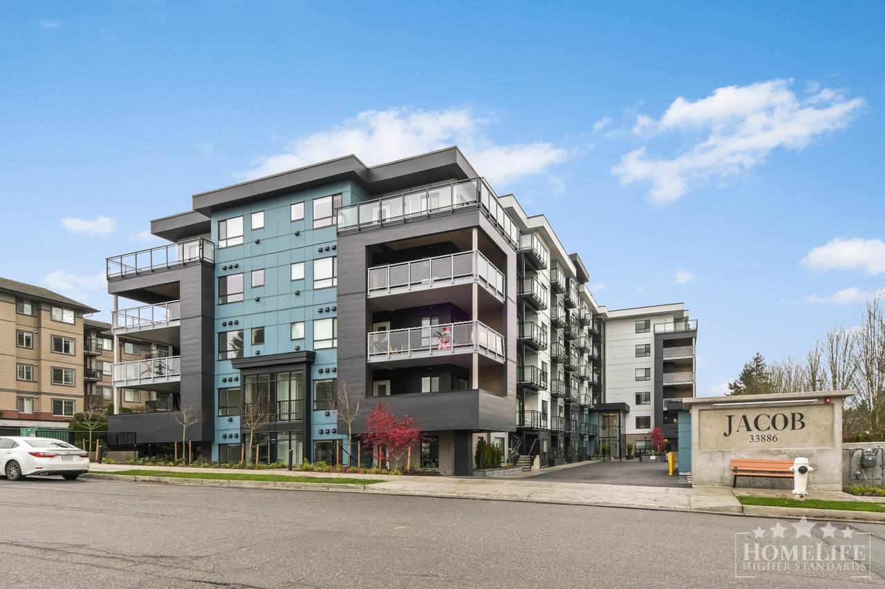 33886 Pine Street - Photo 1