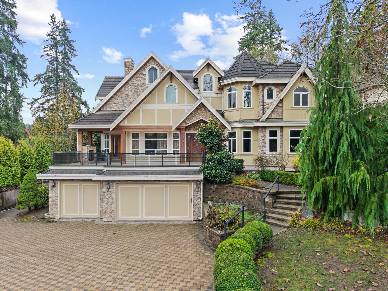 14072 32A Avenue - Photo 1
