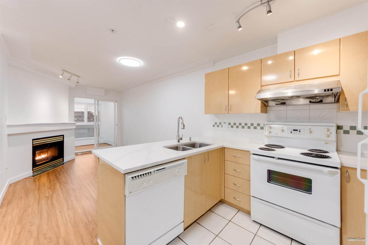 4989 Duchess Street - Photo 1