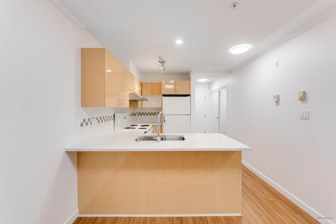 https://bt-photos.global.ssl.fastly.net/britcol/1280_boomver_1_R3074860-2.jpg