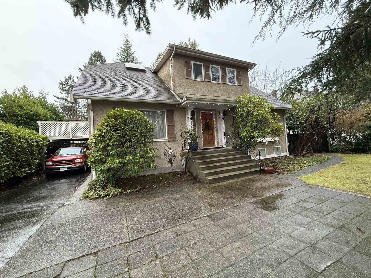 1668 Nanton Avenue - Photo 1